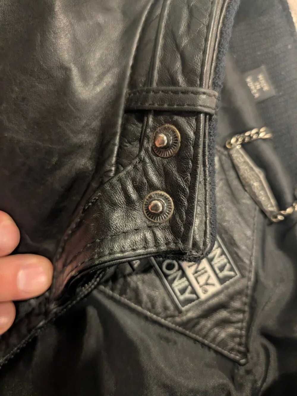 Members Only Vintage 80s Black Leather Bomber Moto Jacket Sz 44 Large Mens